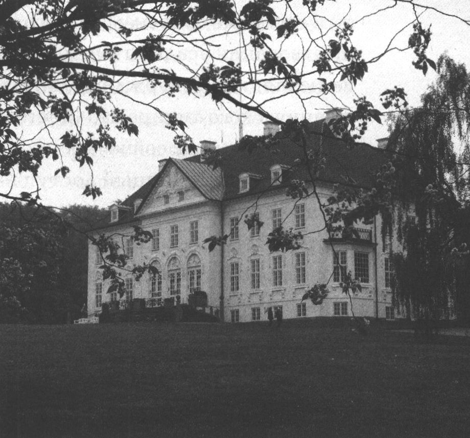 Илл. 1. Орхус. Дворец Марселисборг близ бывшей усадьбы Хауребаллегор