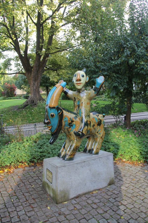 Памятник Гансу Чурбану в Оденсе