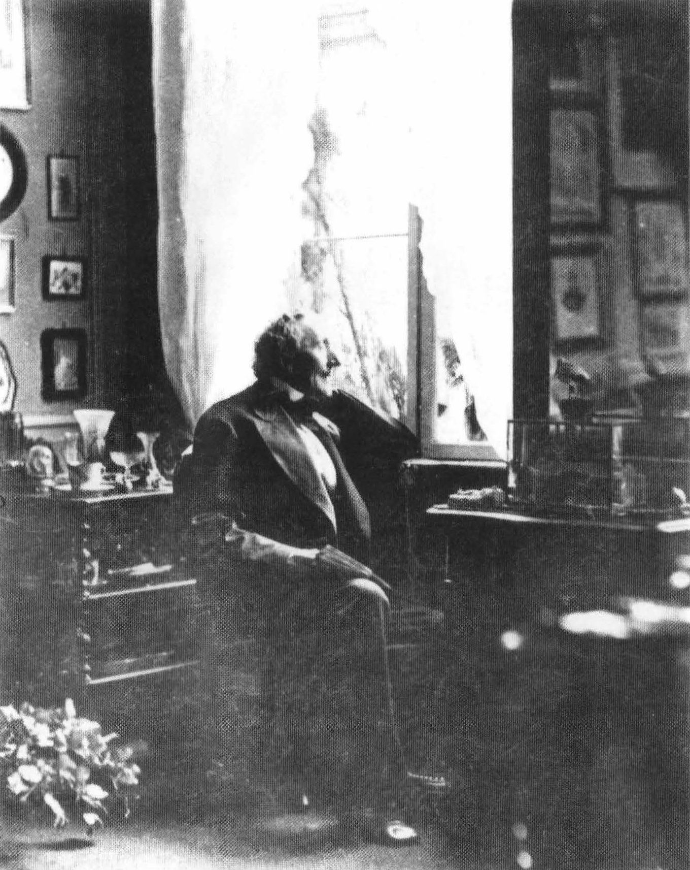 Портрет Андерсена в его последней квартире на Мюхавн, 18. Фотограф Веллер. 1873 г.