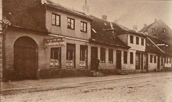 Латинская школа в Слагельсе, Бредегаде 4—6. 1900 год, когда в здании больше не было школы