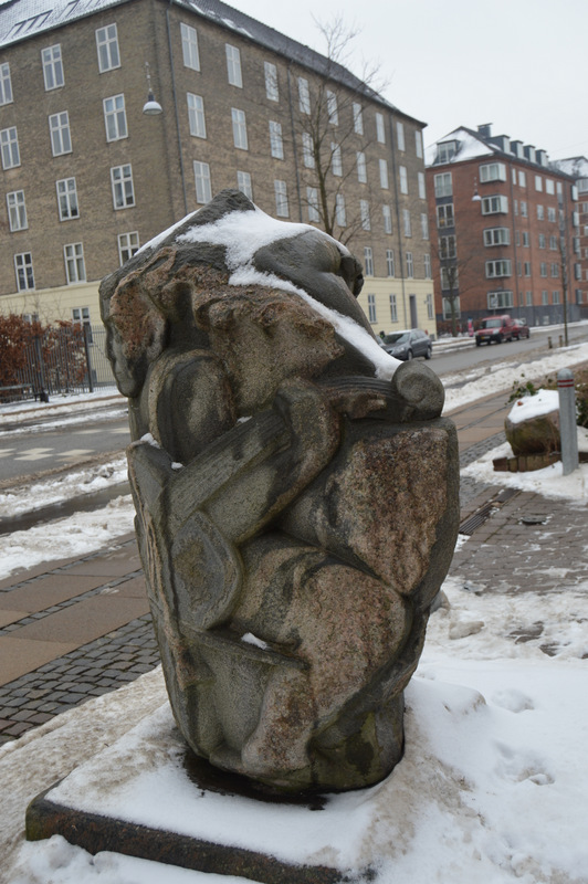 Скульптура «Золотой клад» в Копенгагене