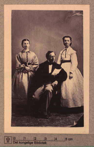 Андерсен и Андреа Хаффнер, Агнес Фрийс. Фотограф Хенрик Тилеманн, 1865