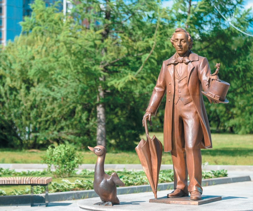 Памятник Андерсену в парке 850-летия Москвы