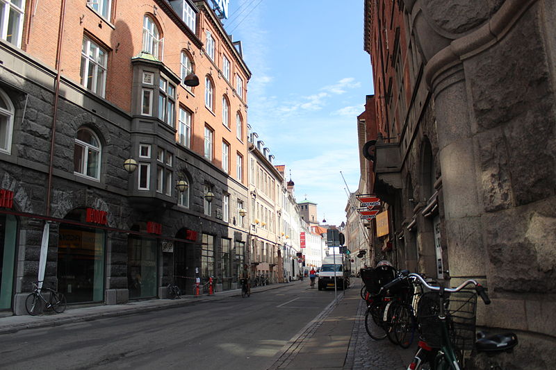 Улица Вестергаде в Копенгагене